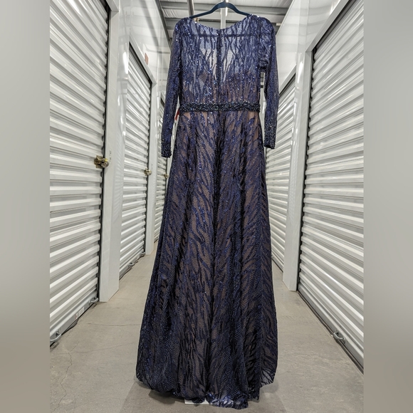 NWT MAC DUGGAL #67592 LONG SLEEVE EMBELLISHED EVENING GOWN MIDNIGHT BLUE 10 - Picture 4 of 9